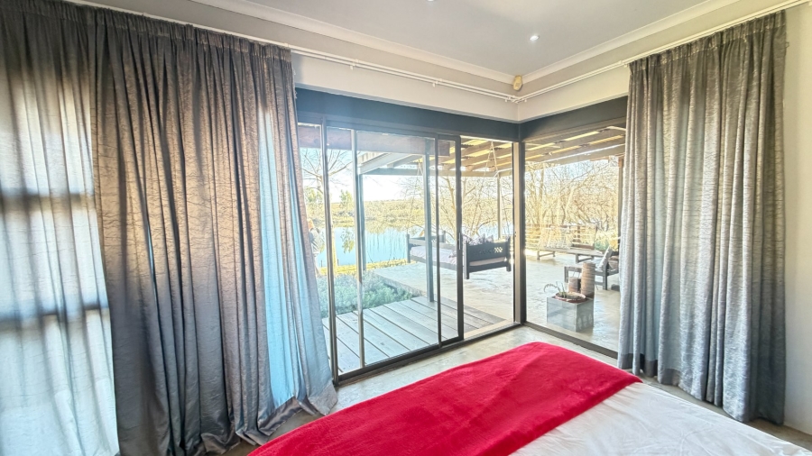 4 Bedroom Property for Sale in Viljoenskroon Rural Free State
